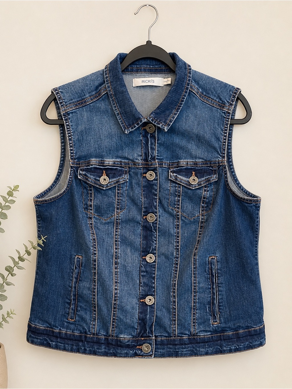 Ricki’s Women’s Denim Vest XXL Stretch Jean Jacket Sleeveless 99% Cotton